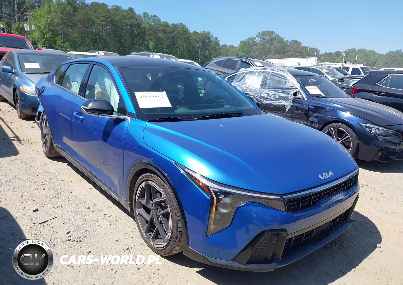 2025 Kia K4 Gt-Line – zdjęcie 1 z 16