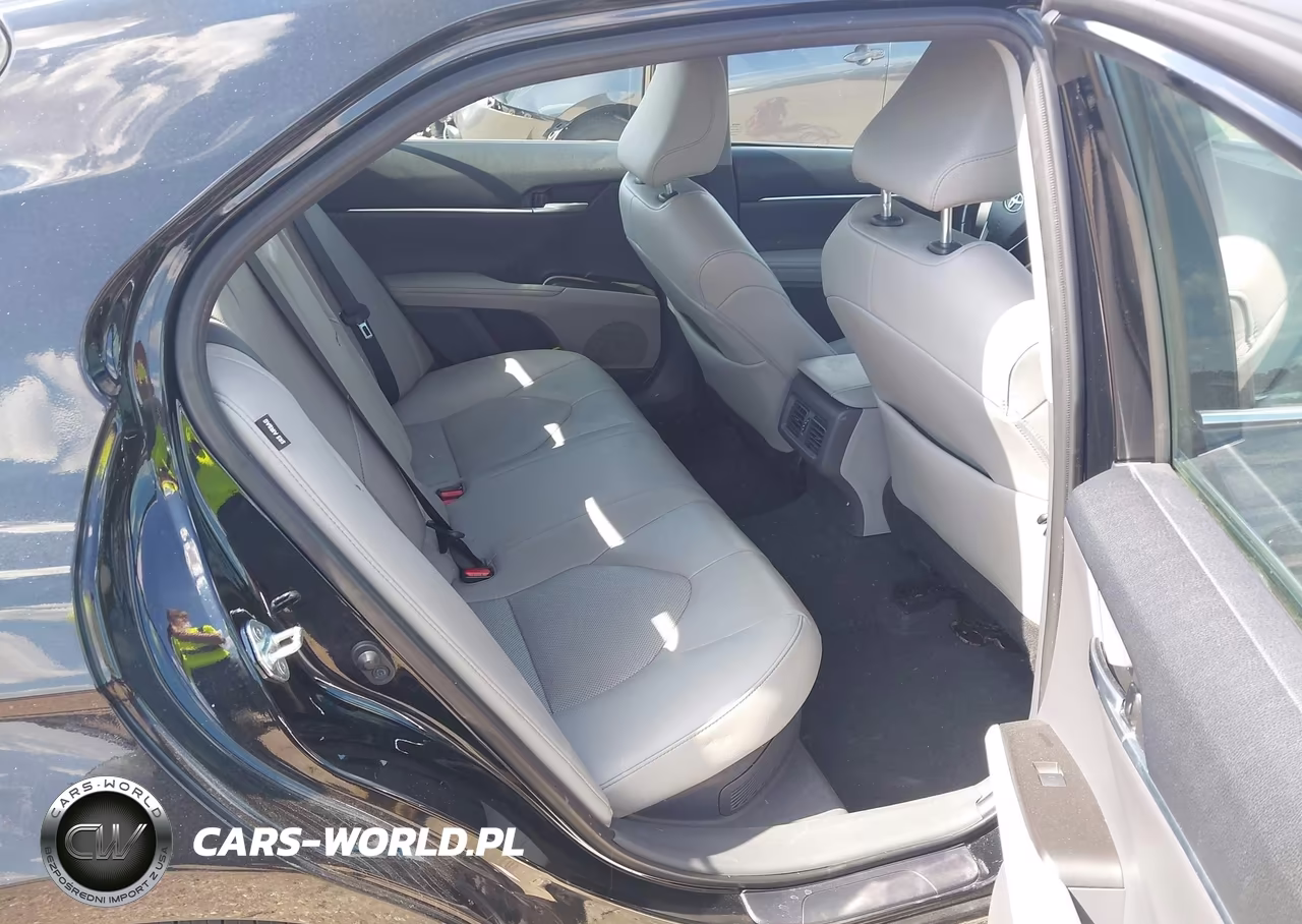 2024 Toyota Camry Xle VIN:4T1F31AK8RU625237 - 8