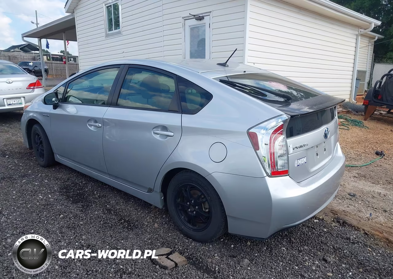 2013 Toyota Prius Three VIN:JTDKN3DU3D5628622 - 3