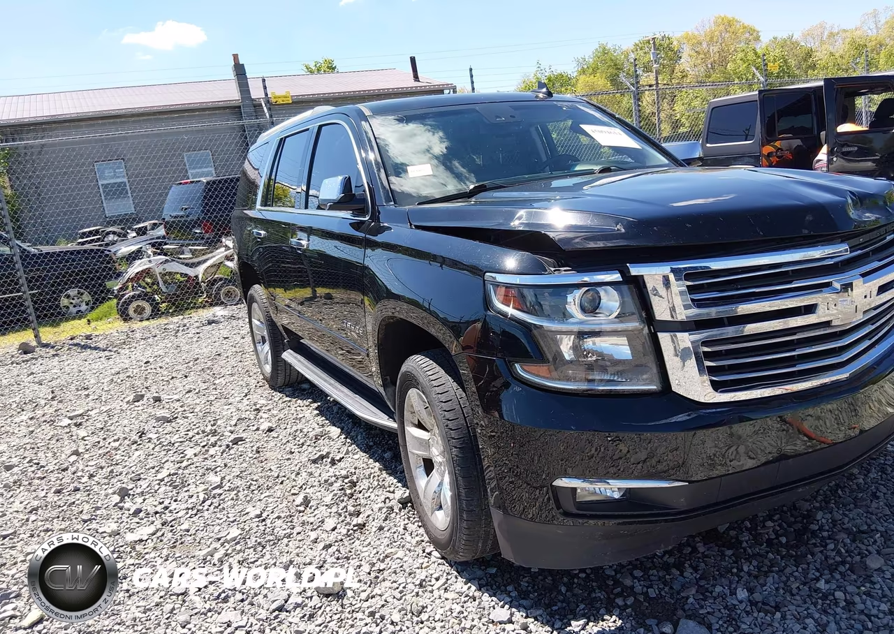 2017 Chevrolet Tahoe K1500 Premier VIN:1GNSKCKC2HR359425 - 18
