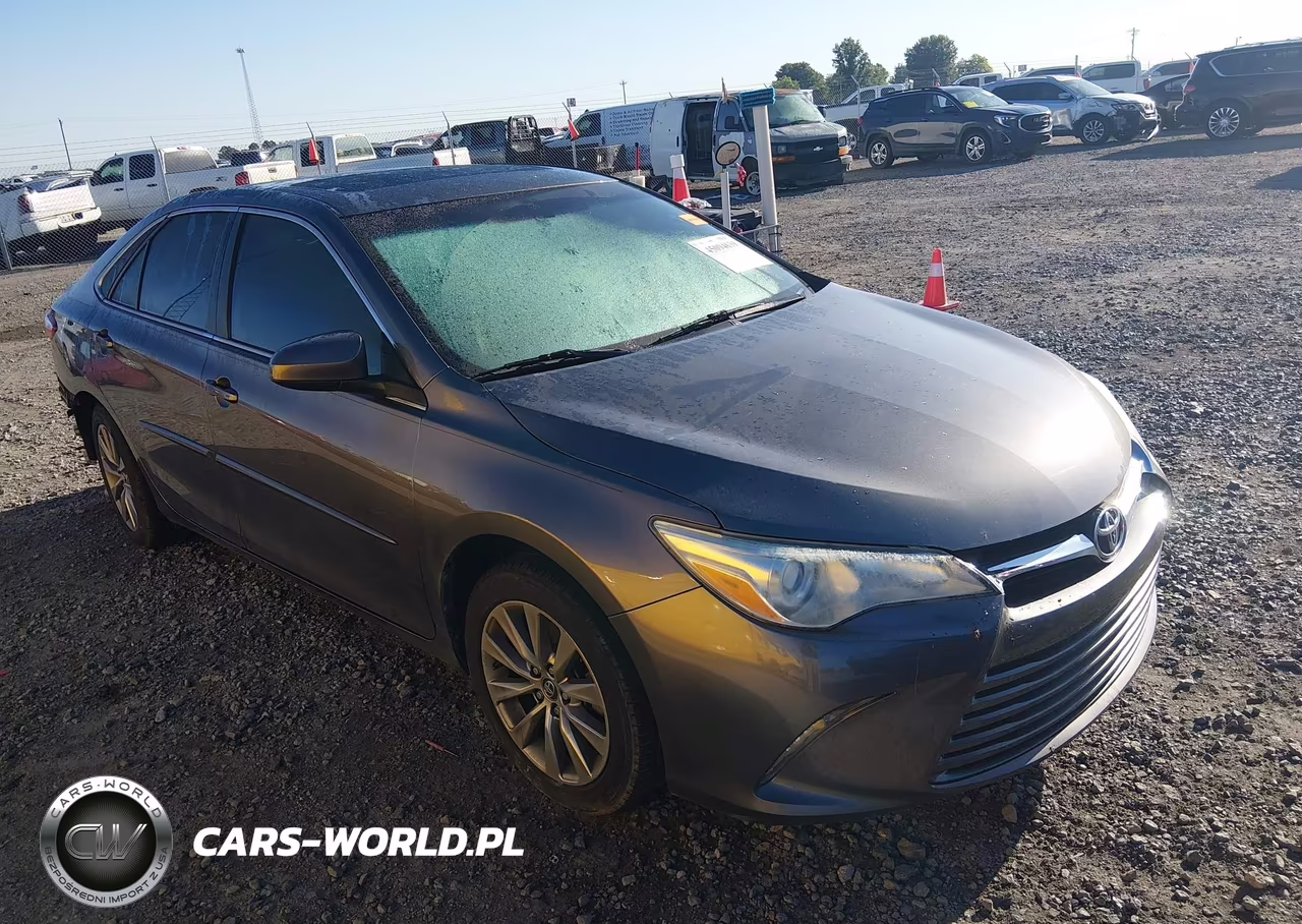 2016 Toyota Camry Xle – zdjęcie 1 z 17