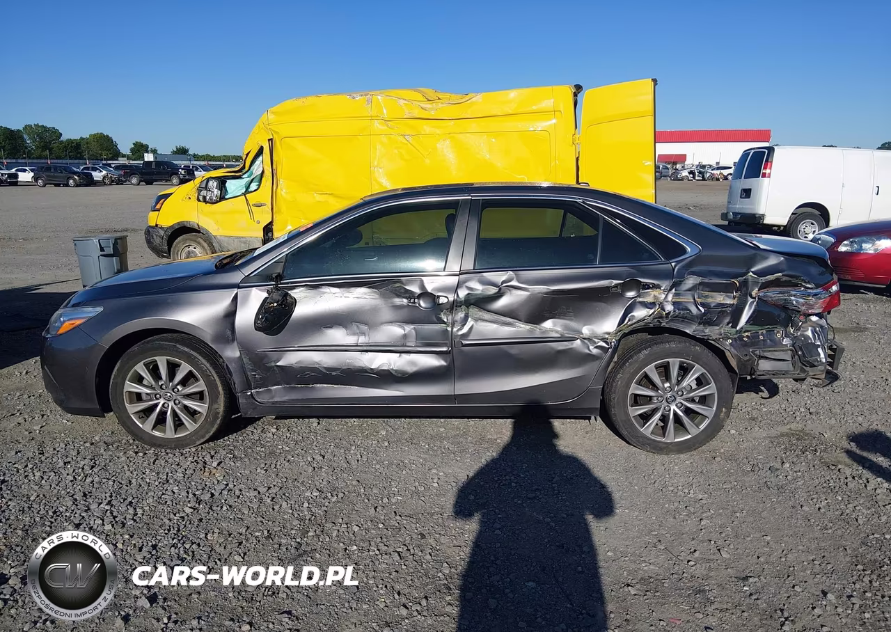 2016 Toyota Camry Xle VIN:4T1BF1FK9GU594155 - 15