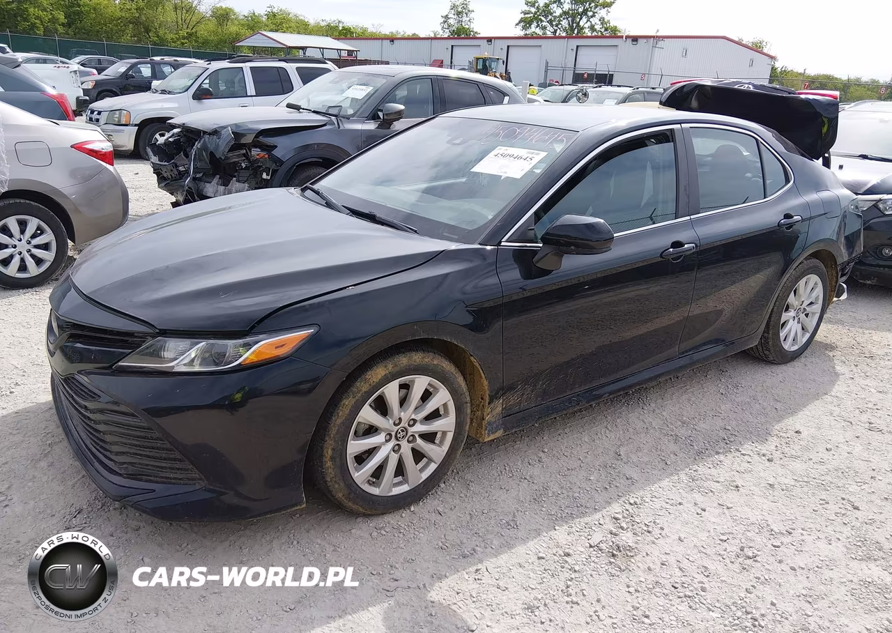 2018 Toyota Camry Le VIN:4T1B11HK5JU034362 - 2