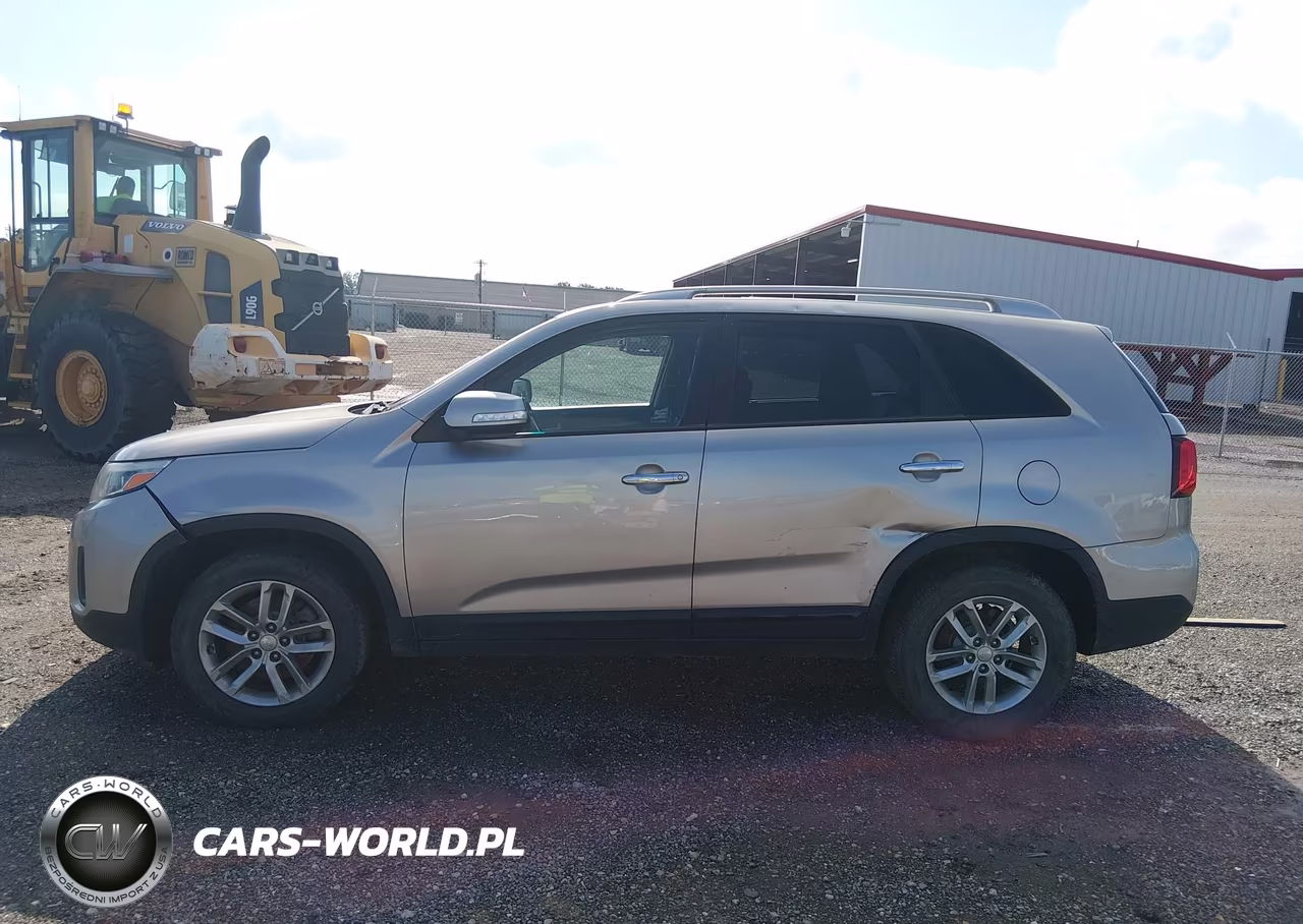 2015 Kia Sorento Lx VIN:5XYKT3A61FG659549 - 14