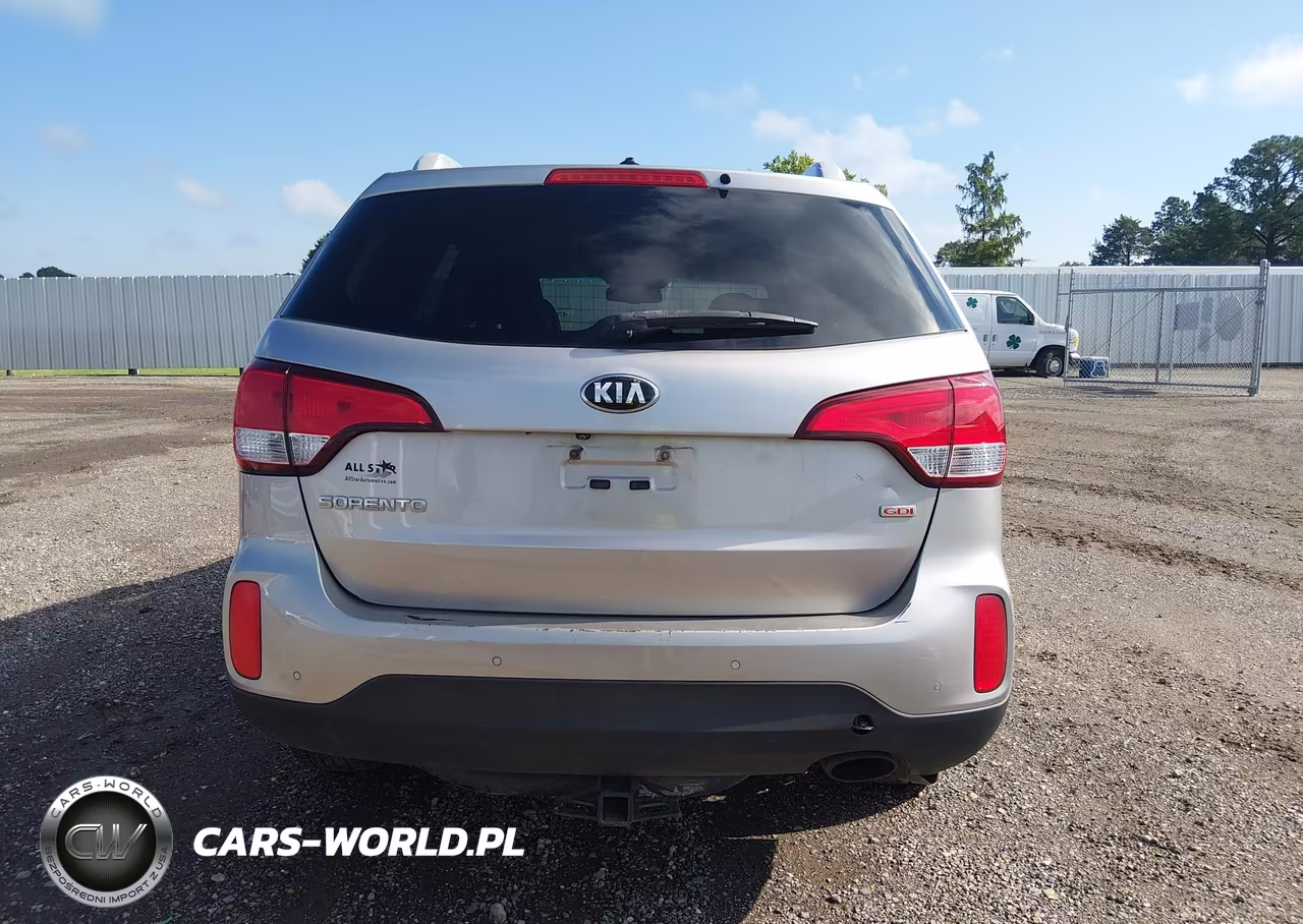 2015 Kia Sorento Lx VIN:5XYKT3A61FG659549 - 16