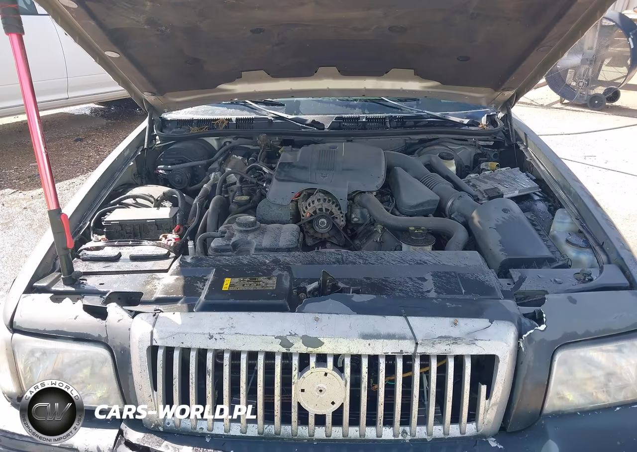 2008 Mercury Grand Marquis Gs VIN:2MEFM74V18X622261 - 10