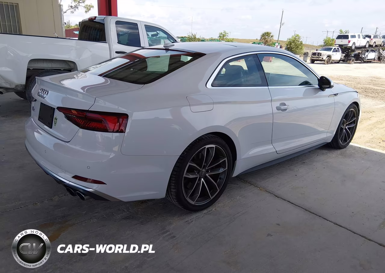 2018 Audi S5 3.0T Premium Plus VIN:WAUR4AF54JA058786 - 4