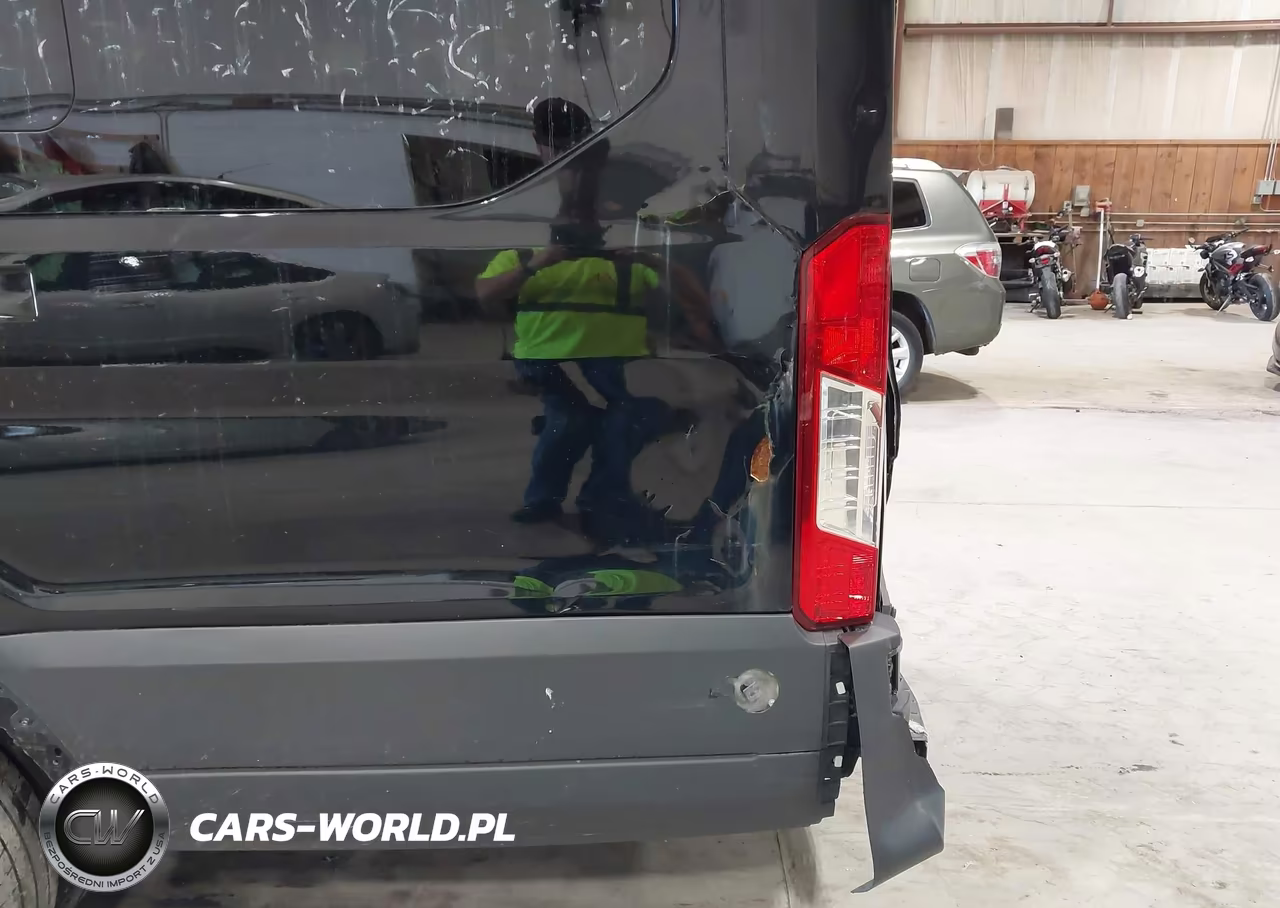 2017 Ford Transit-350 Xlt VIN:1FBVU4XG3HKB45414 - 16