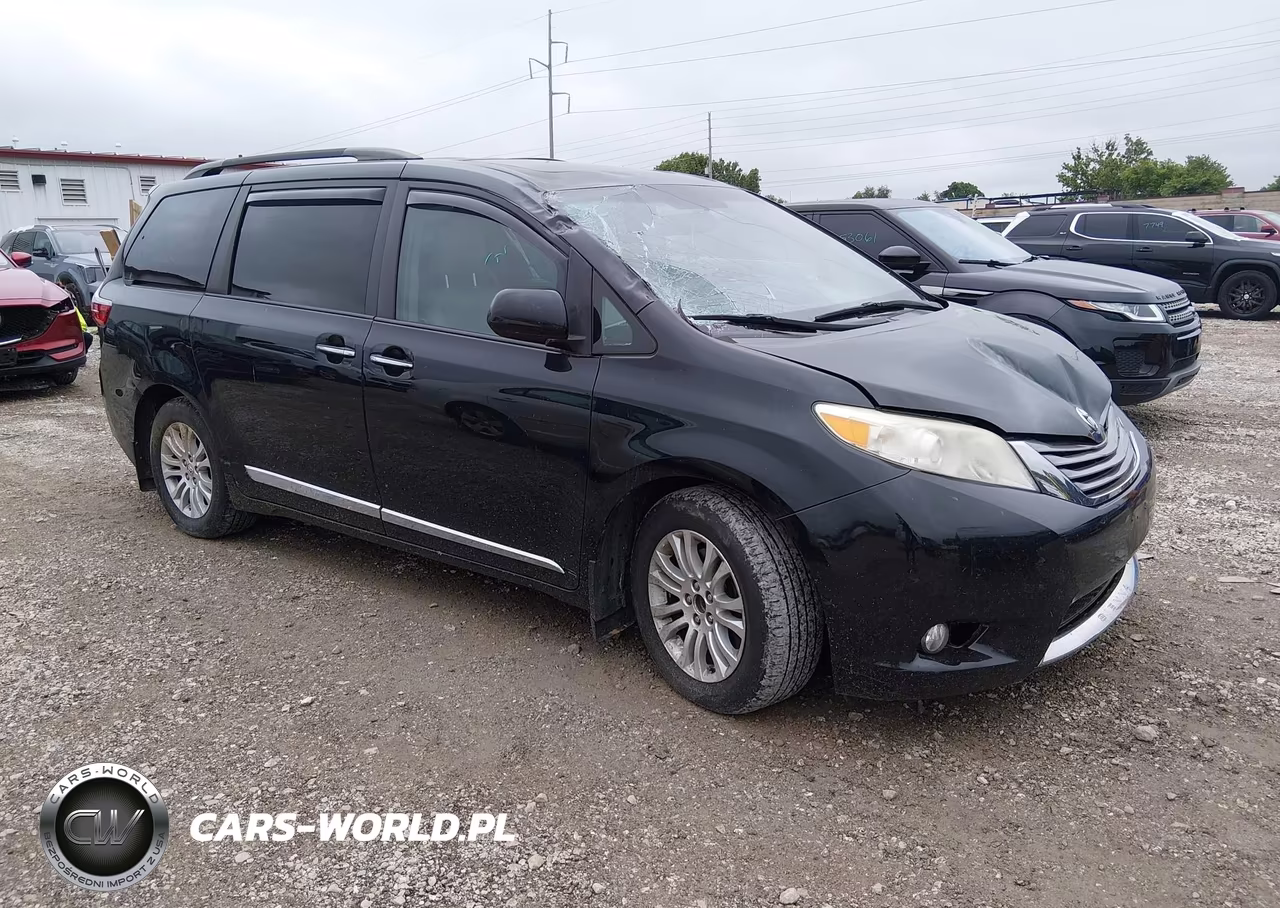 2015 Toyota Sienna Xle Premium 8 Passenger