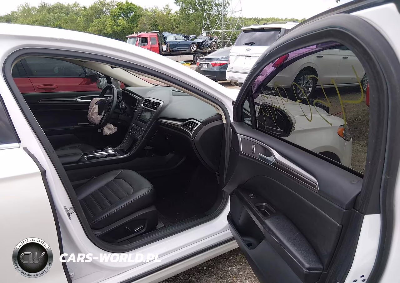 2017 Ford Fusion Se VIN:3FA6P0H97HR177185 - 5