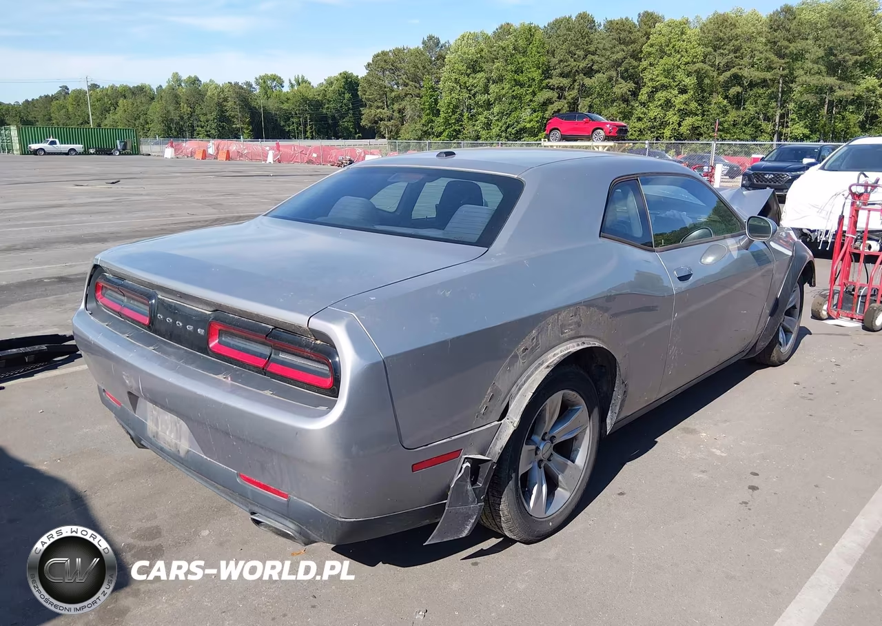 2015 Dodge Challenger Sxt VIN:2C3CDZAG1FH855171 - 4