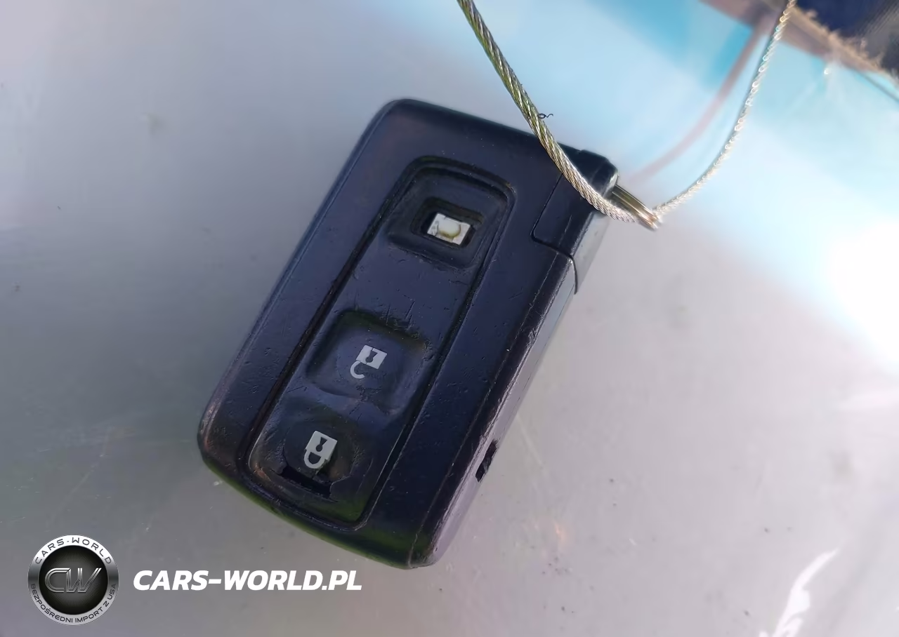 2005 Toyota Prius VIN:JTDKB20U953061841 - 11