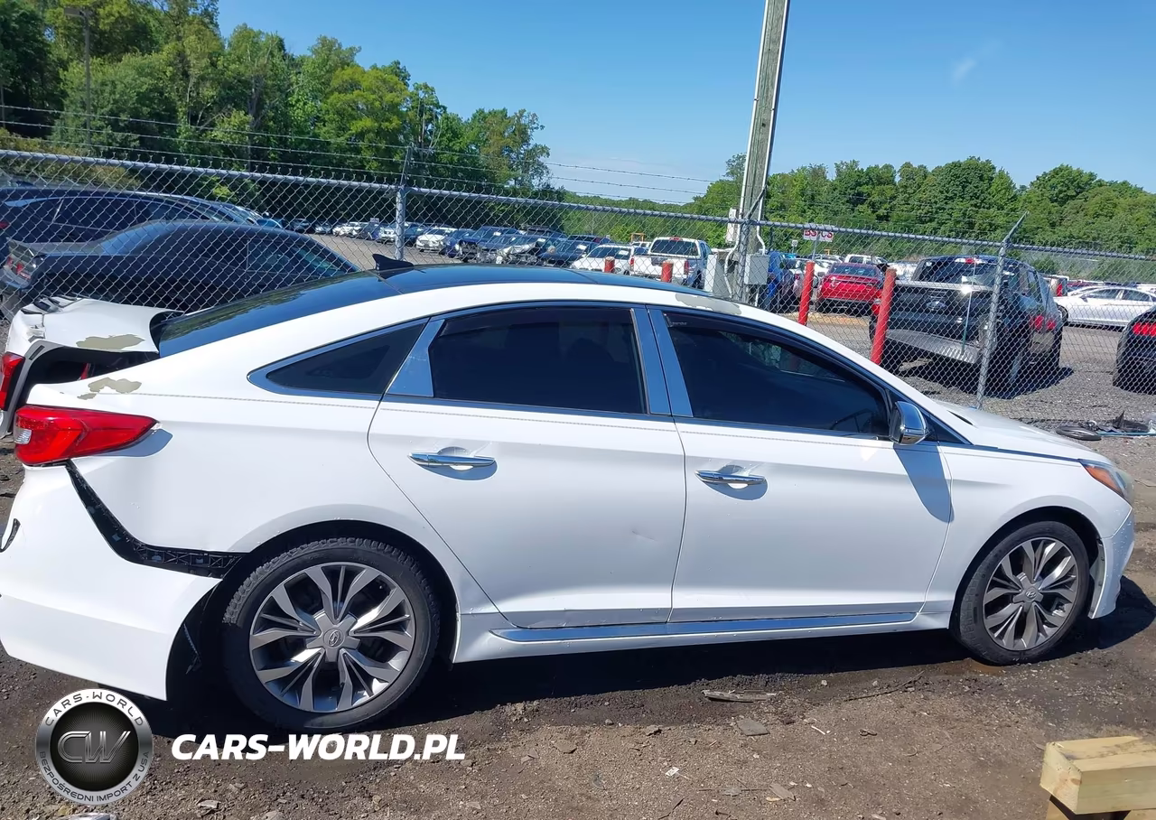 2015 Hyundai Sonata Limited 2.0T VIN:5NPE34AB4FH180745 - 13