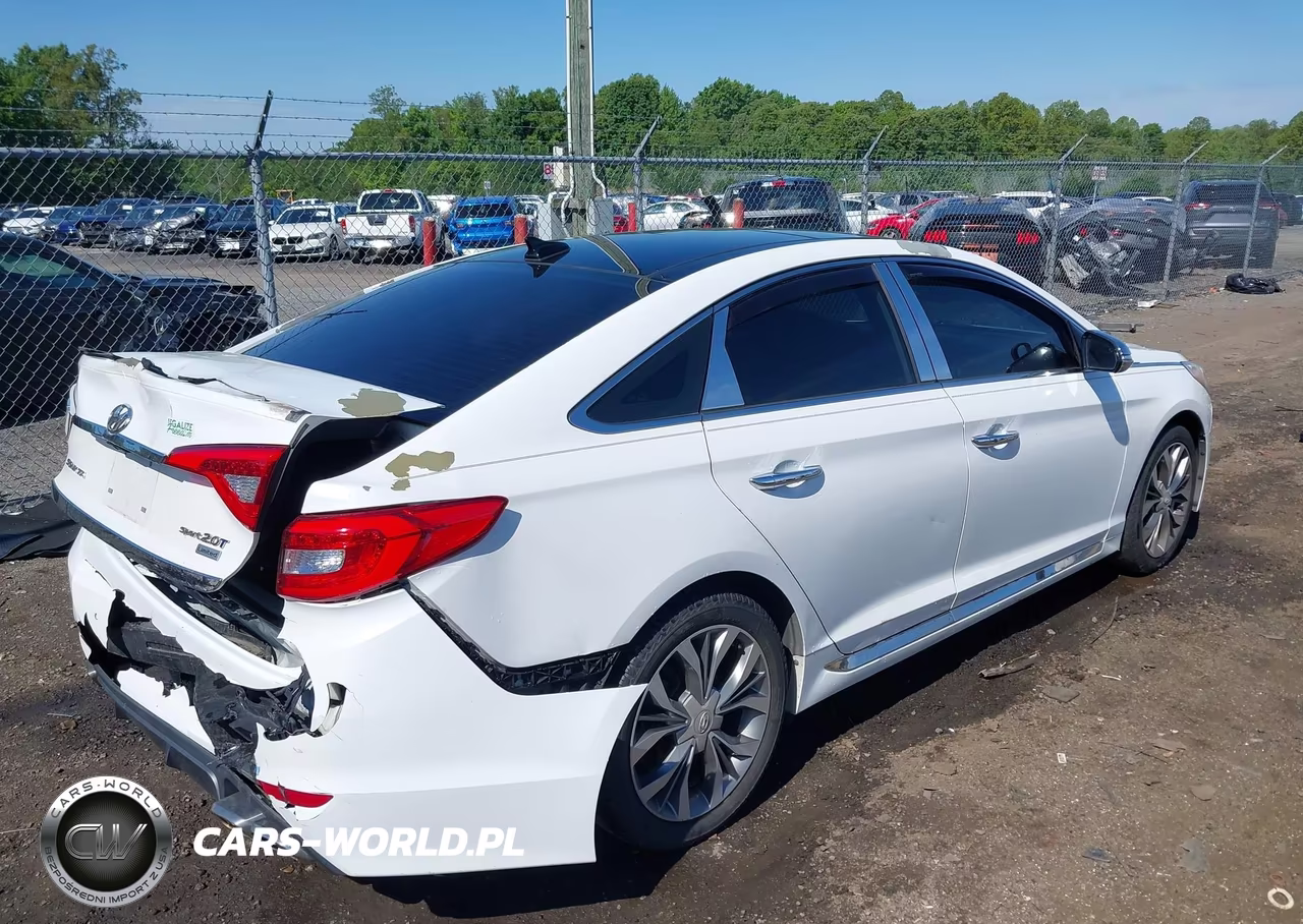 2015 Hyundai Sonata Limited 2.0T VIN:5NPE34AB4FH180745 - 4
