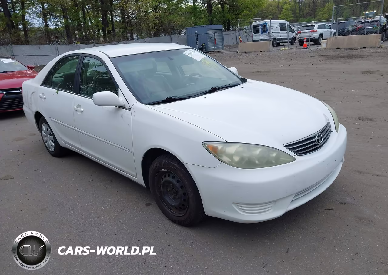 Główne zdjęcie 2005 Toyota Camry Le