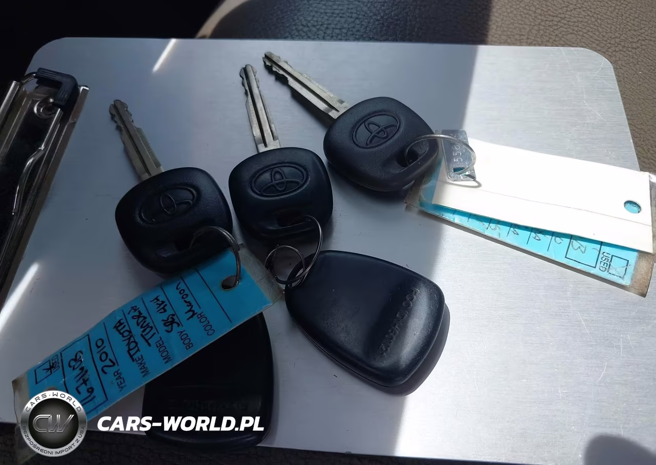 2010 Toyota Tundra Grade 5.7L V8 VIN:5TFUW5F11AX124767 - 11