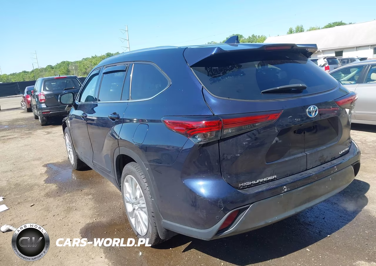 2023 Toyota Highlander Hybrid Limited VIN:5TDXBRCH4PS581251 - 3
