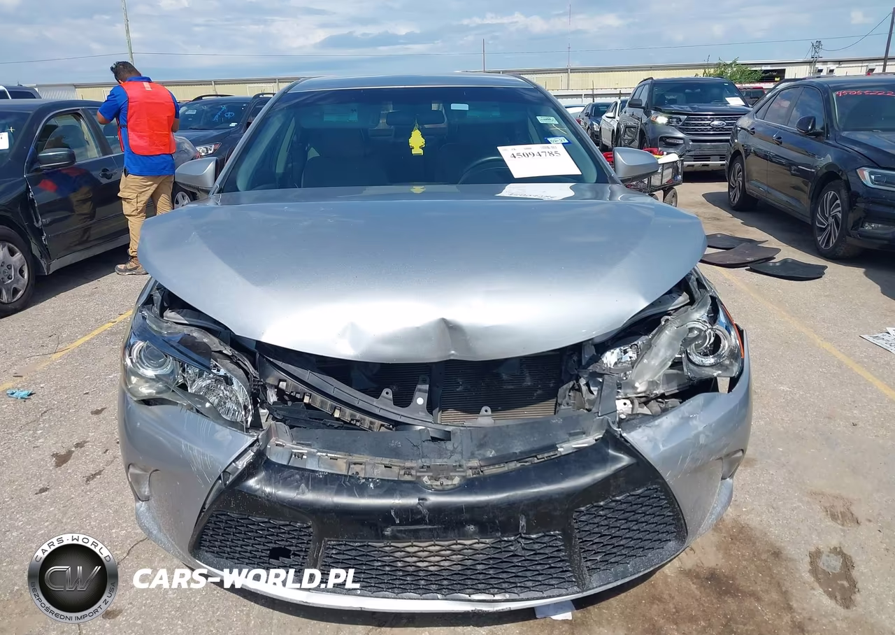 2016 Toyota Camry Se VIN:4T1BF1FK8GU522752 - 12
