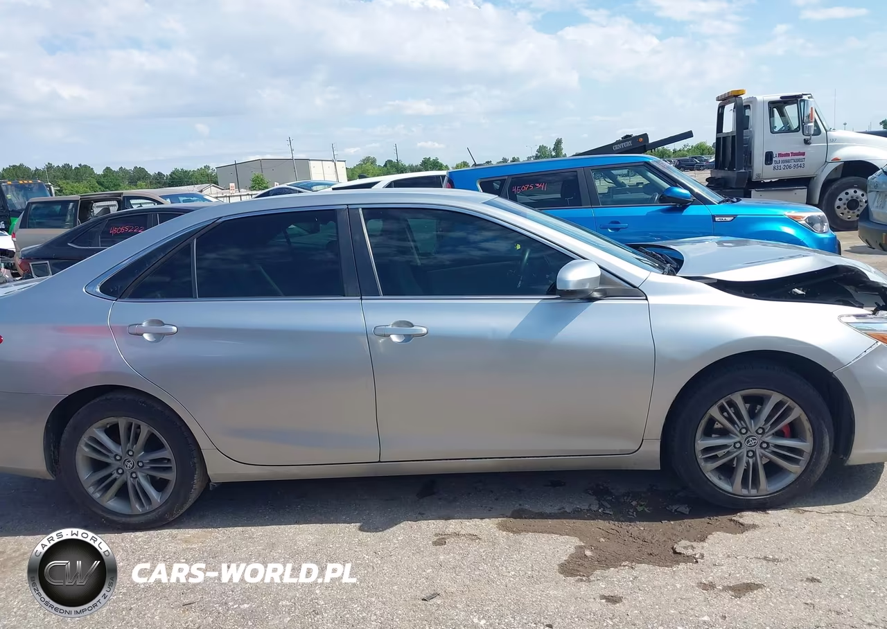 2016 Toyota Camry Se VIN:4T1BF1FK8GU522752 - 13