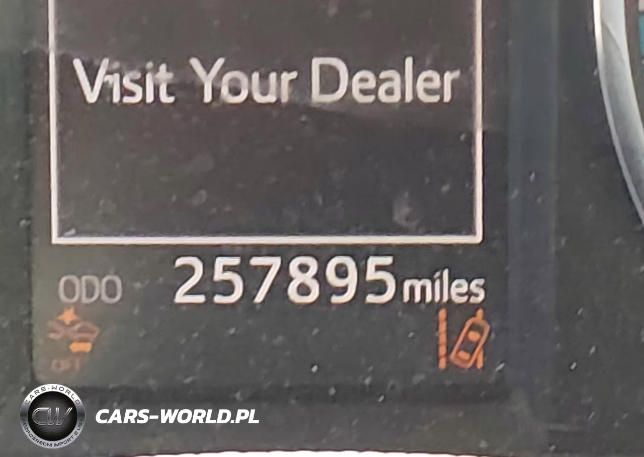 2018 Toyota Rav4 Hybrid Limited VIN:JTMDJREV3JD196677 - 16