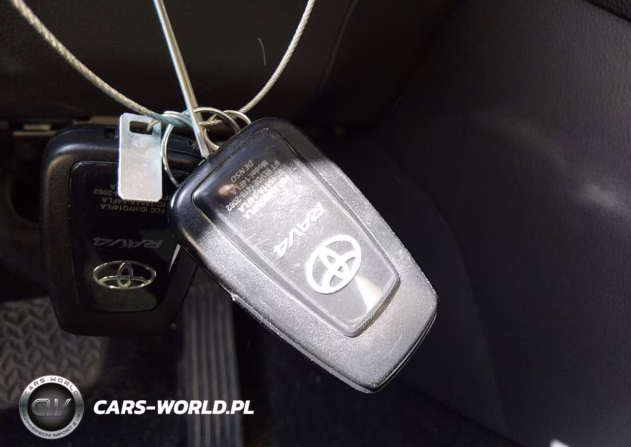 2023 Toyota Rav4 Hybrid Limited VIN:JTMD6RFV5PD087596 - 11