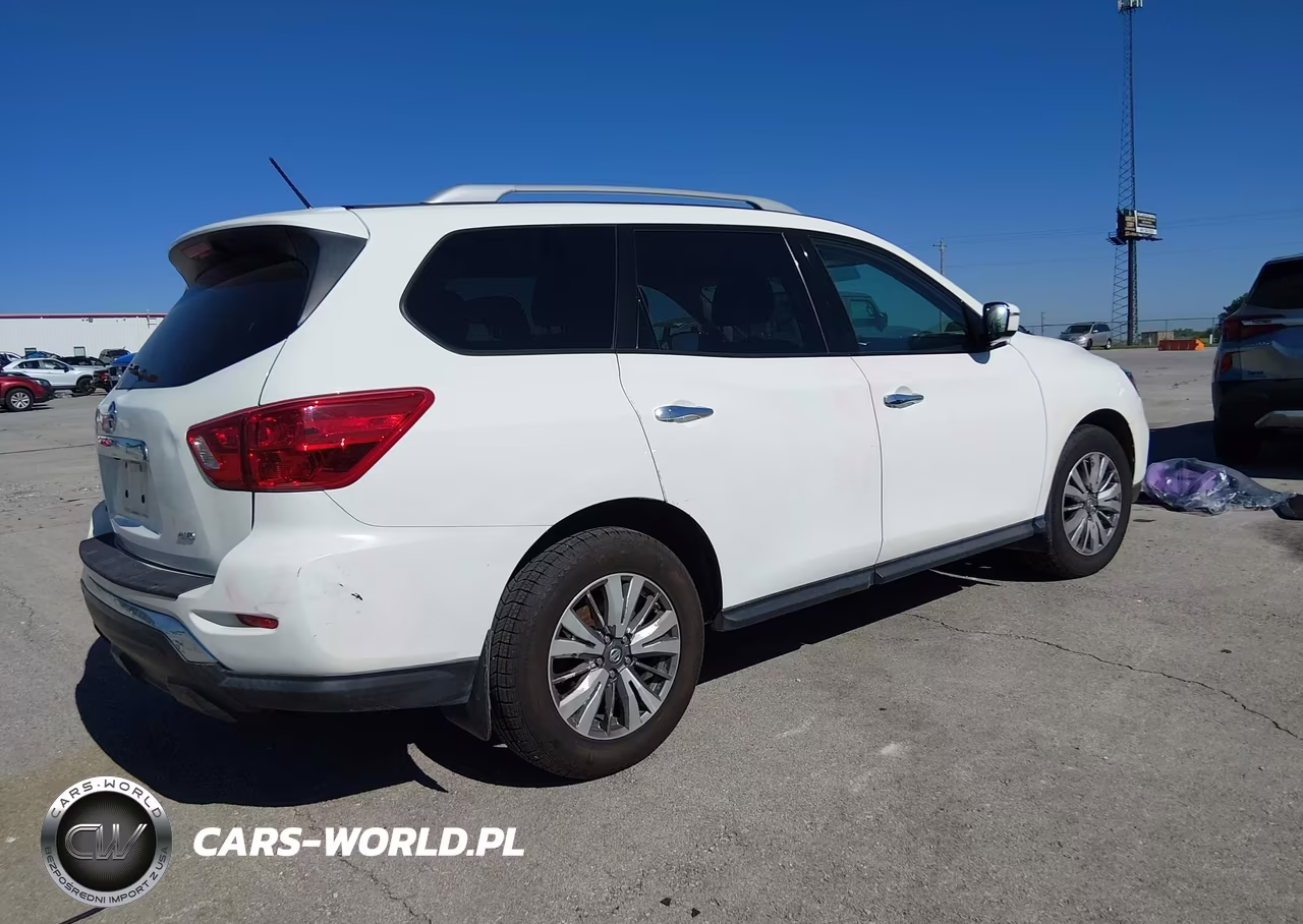 2017 Nissan Pathfinder S VIN:5N1DR2MM8HC652953 - 4