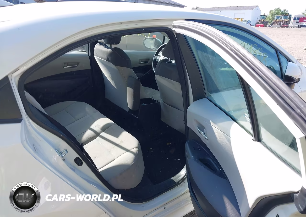 2021 Toyota Corolla Le VIN:5YFEPMAE7MP251404 - 8