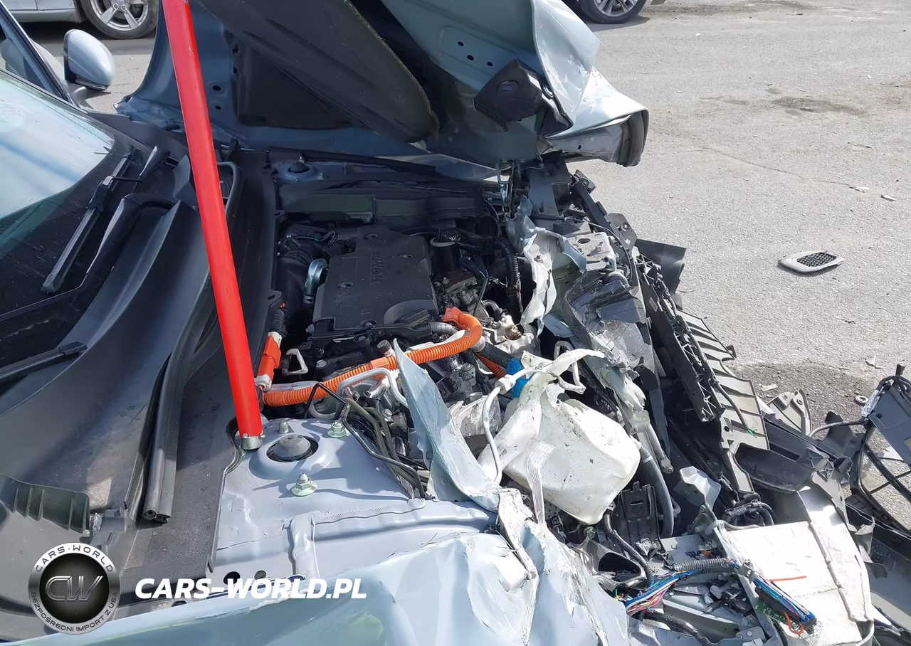 2022 Honda Accord Hybrid Touring VIN:1HGCV3F96NA006779 - 10