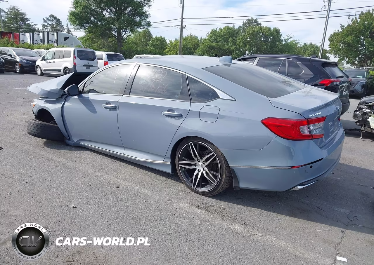 2022 Honda Accord Hybrid Touring VIN:1HGCV3F96NA006779 - 3