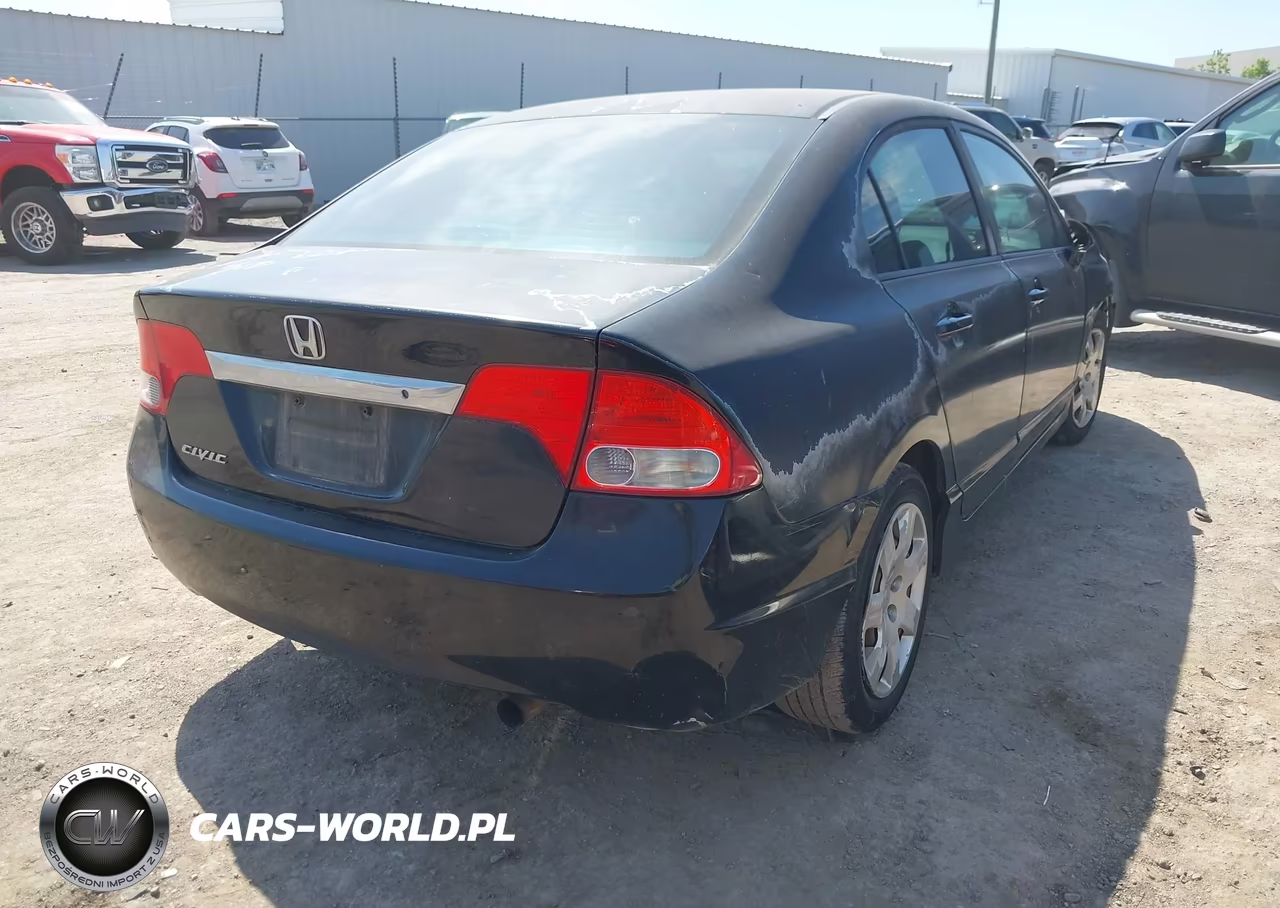 2010 Honda Civic Lx VIN:2HGFA1F57AH584489 - 4