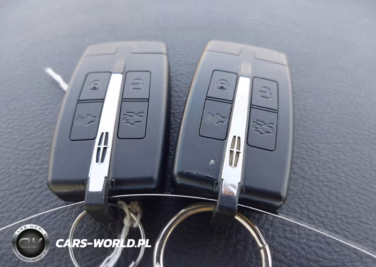 2010 Lincoln Mks VIN:1LNHL9DR3AG602371 - 11