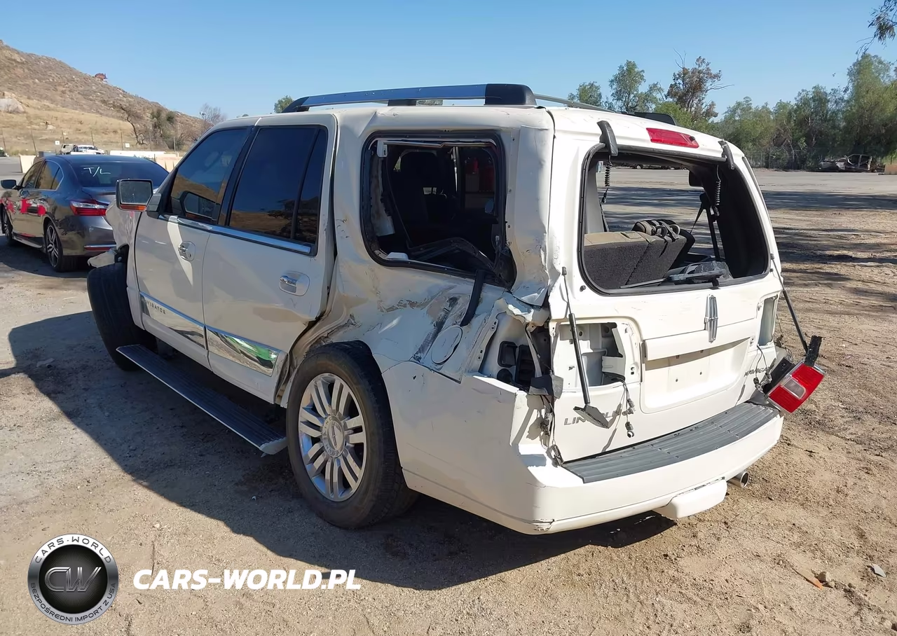 2007 Lincoln Navigator Ultimate VIN:5LMFU27547LJ00163 - 3
