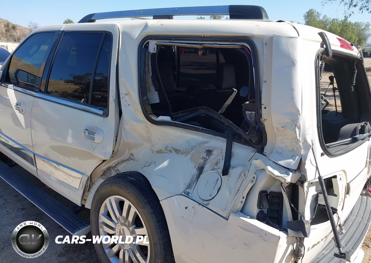 2007 Lincoln Navigator Ultimate VIN:5LMFU27547LJ00163 - 6
