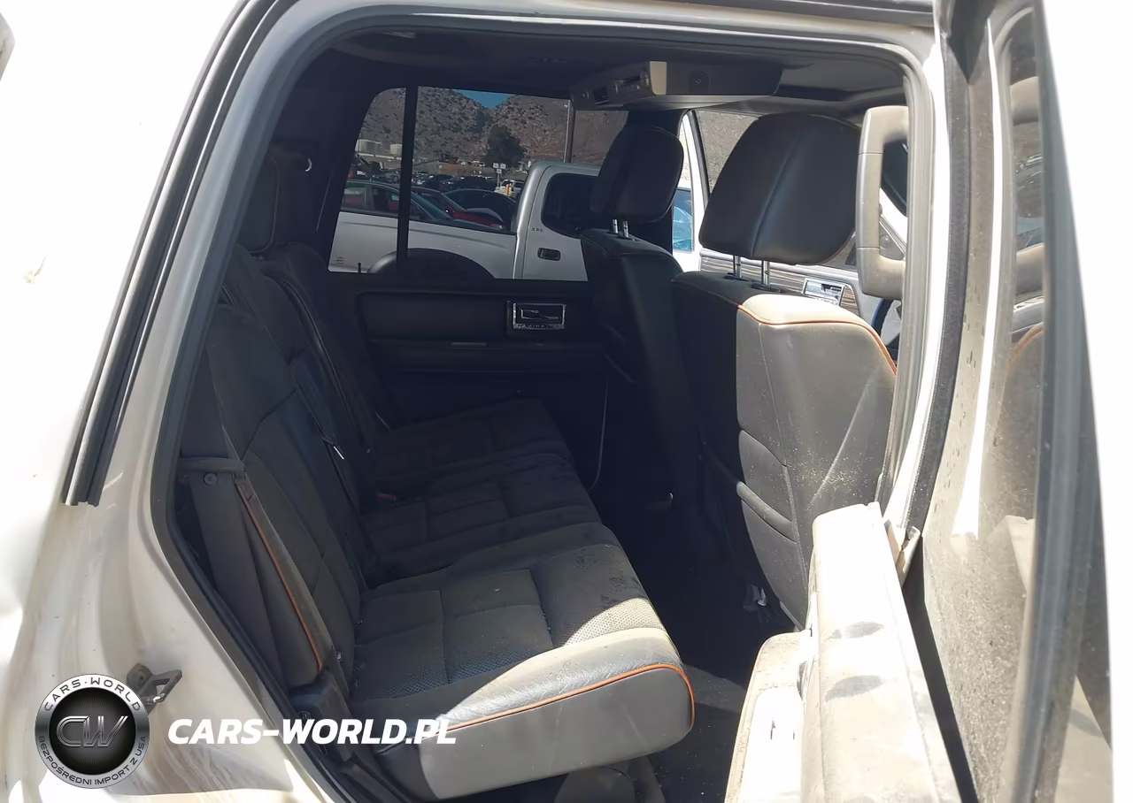 2007 Lincoln Navigator Ultimate VIN:5LMFU27547LJ00163 - 8