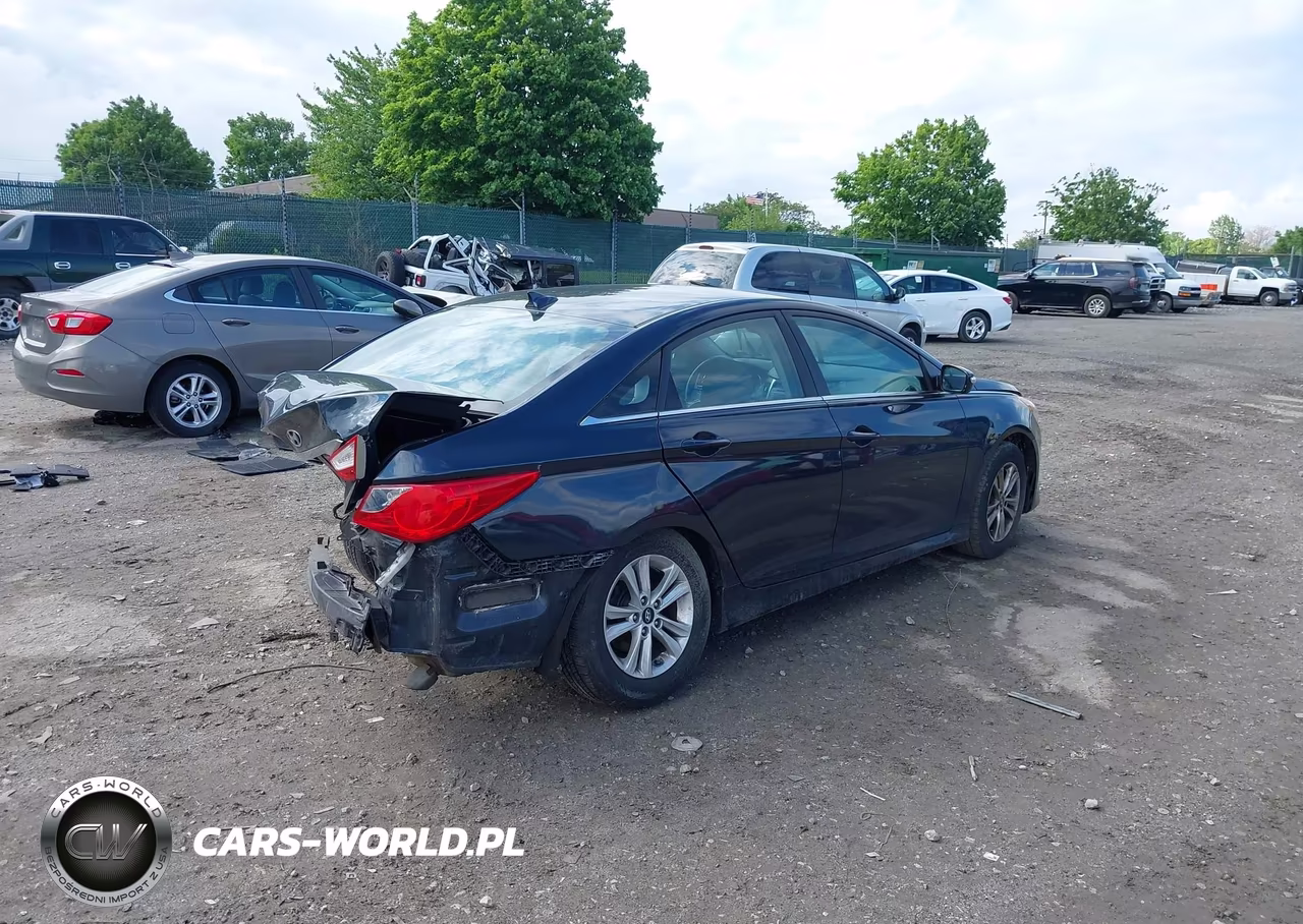 2014 Hyundai Sonata Gls VIN:5NPEB4AC9EH905251 - 4