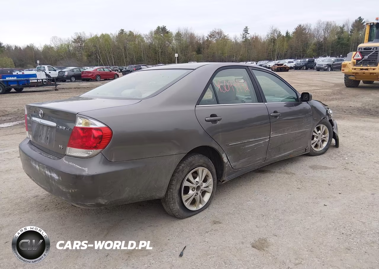 2005 Toyota Camry Le V6 VIN:4T1BF32K35U615726 - 4