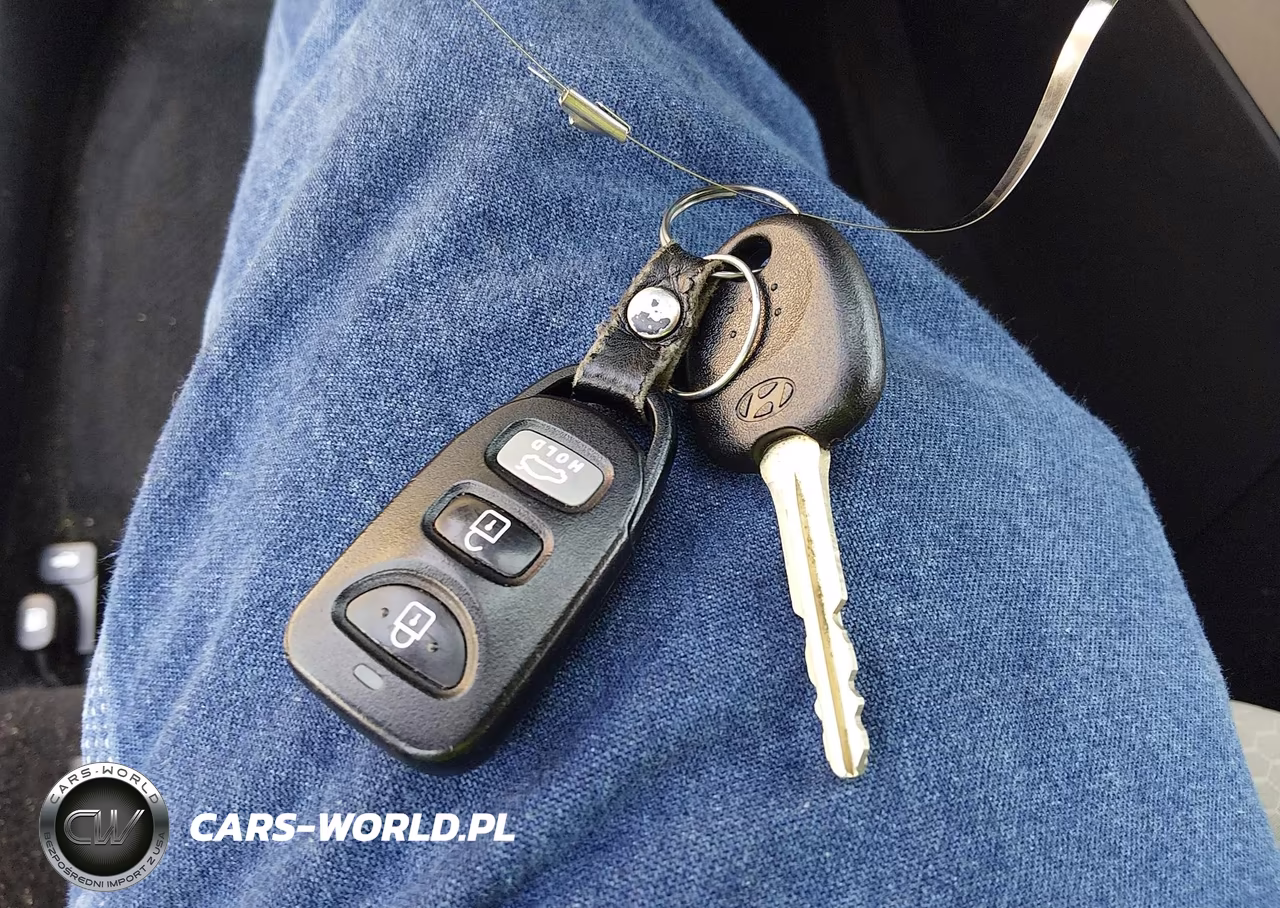 2020 Hyundai Elantra Sel VIN:5NPD84LF4LH548365 - 11