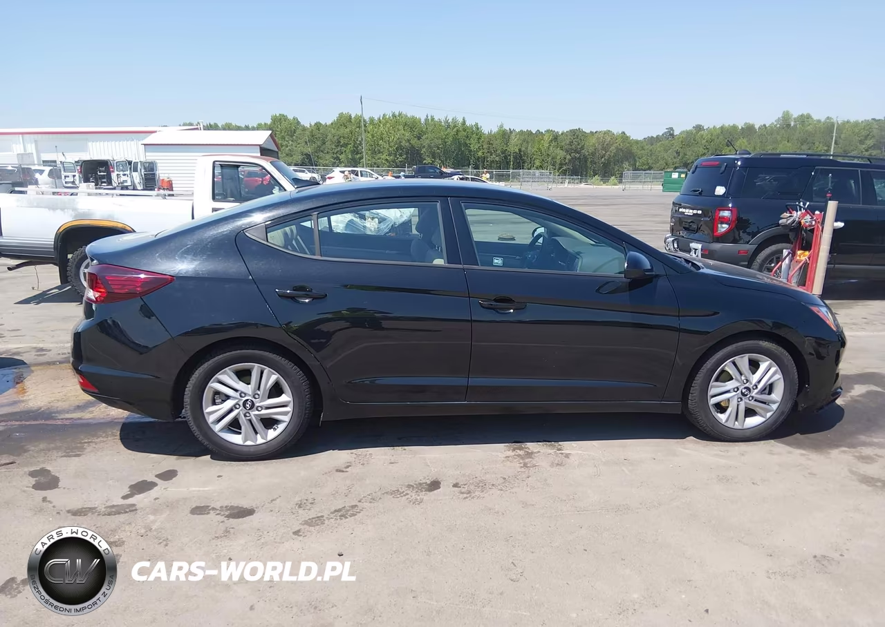 2020 Hyundai Elantra Sel VIN:5NPD84LF4LH548365 - 13
