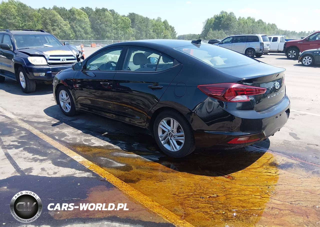 2020 Hyundai Elantra Sel VIN:5NPD84LF4LH548365 - 3