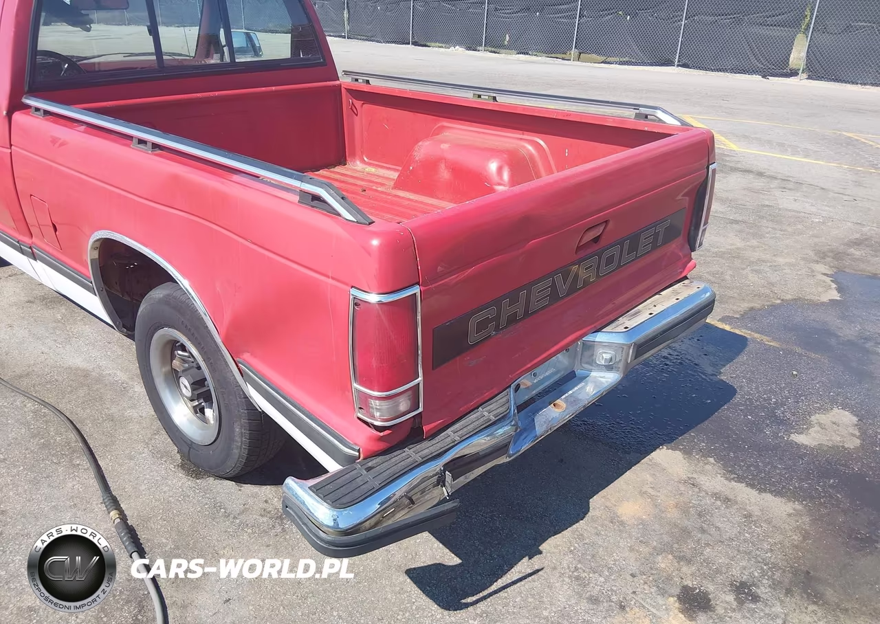 1988 Chevrolet S Truck S10 VIN:1GCBS14R7J2133779 - 6