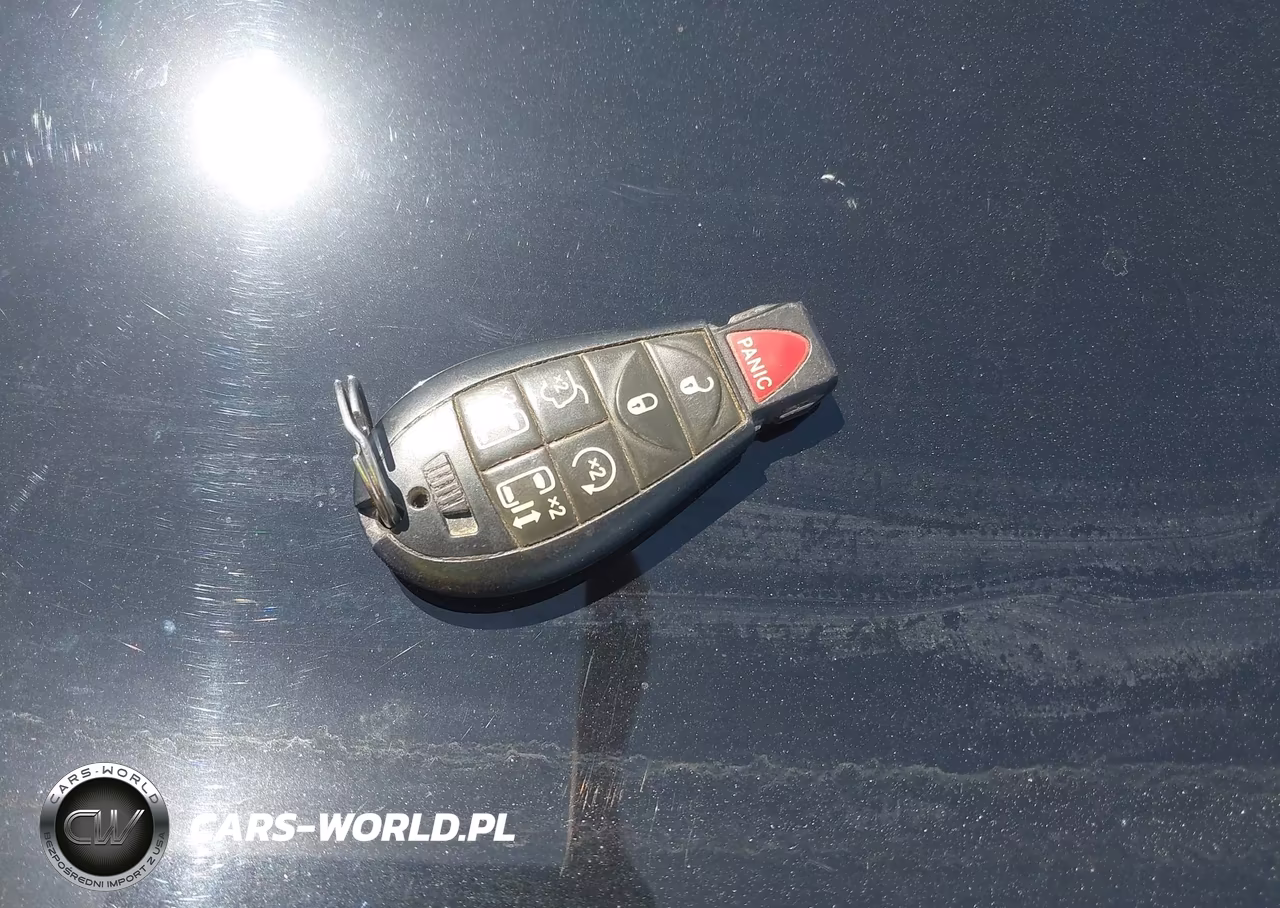 2010 Chrysler Town & Country Touring VIN:2A4RR5DX4AR282615 - 11