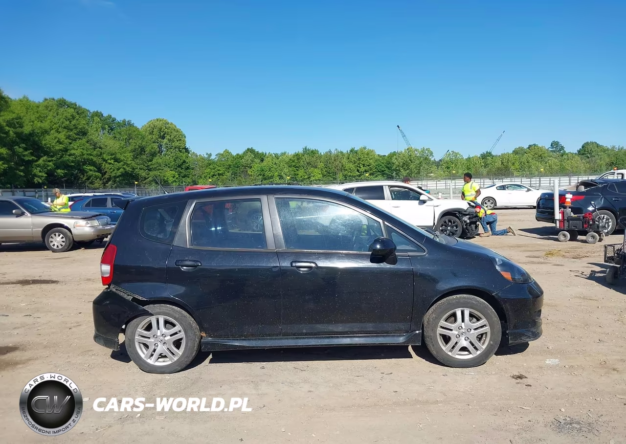 2008 Honda Fit Sport VIN:JHMGD37628S060228 - 13