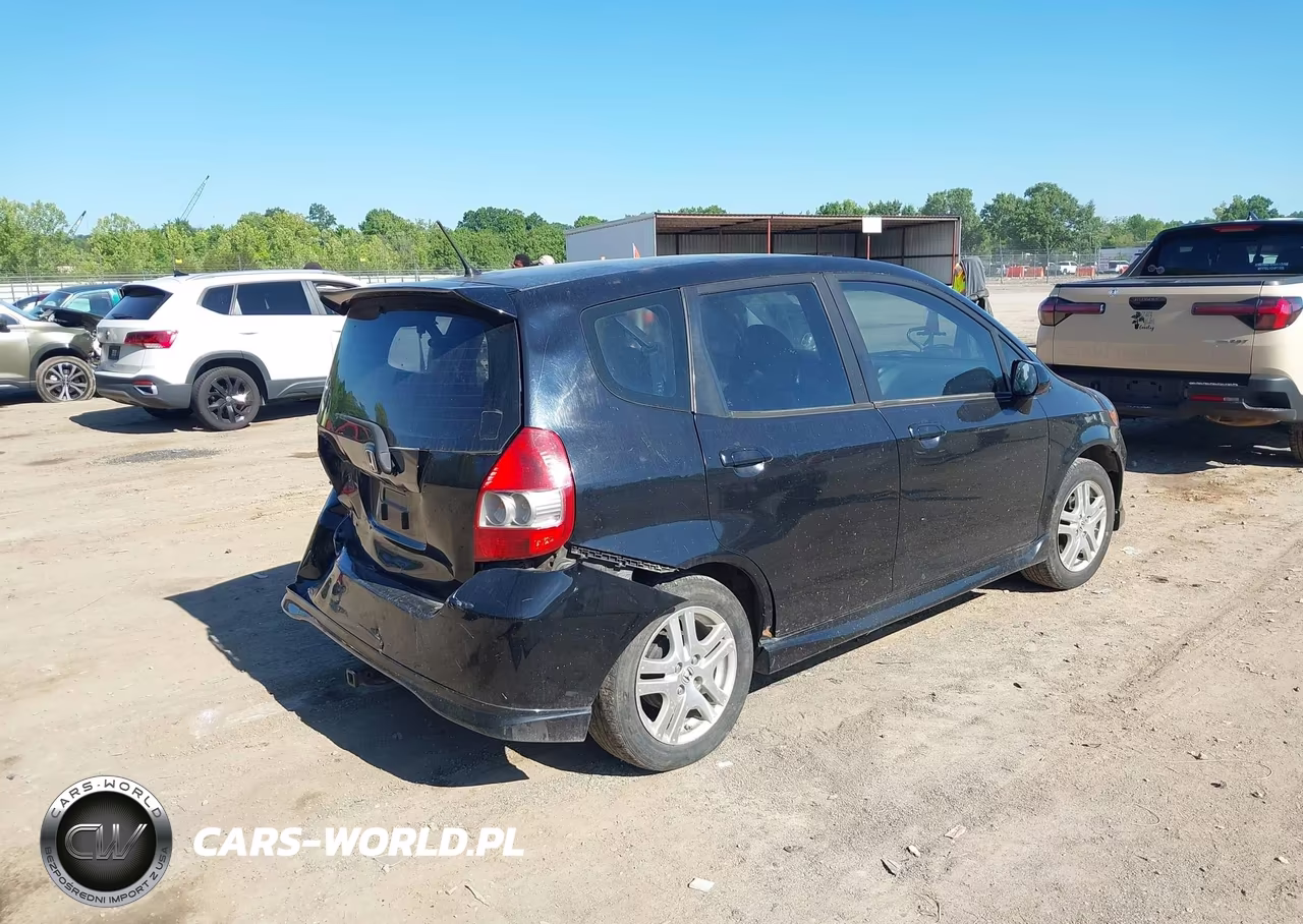 2008 Honda Fit Sport VIN:JHMGD37628S060228 - 4