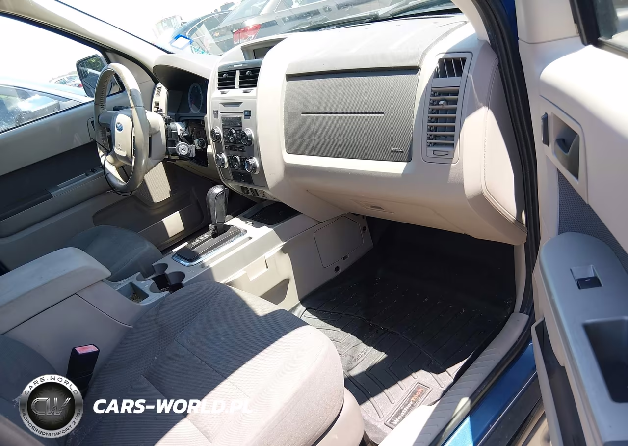 2010 Ford Escape Xlt VIN:1FMCU0D79AKB00866 - 5