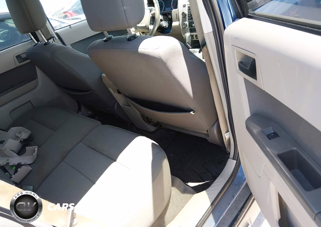 2010 Ford Escape Xlt VIN:1FMCU0D79AKB00866 - 8