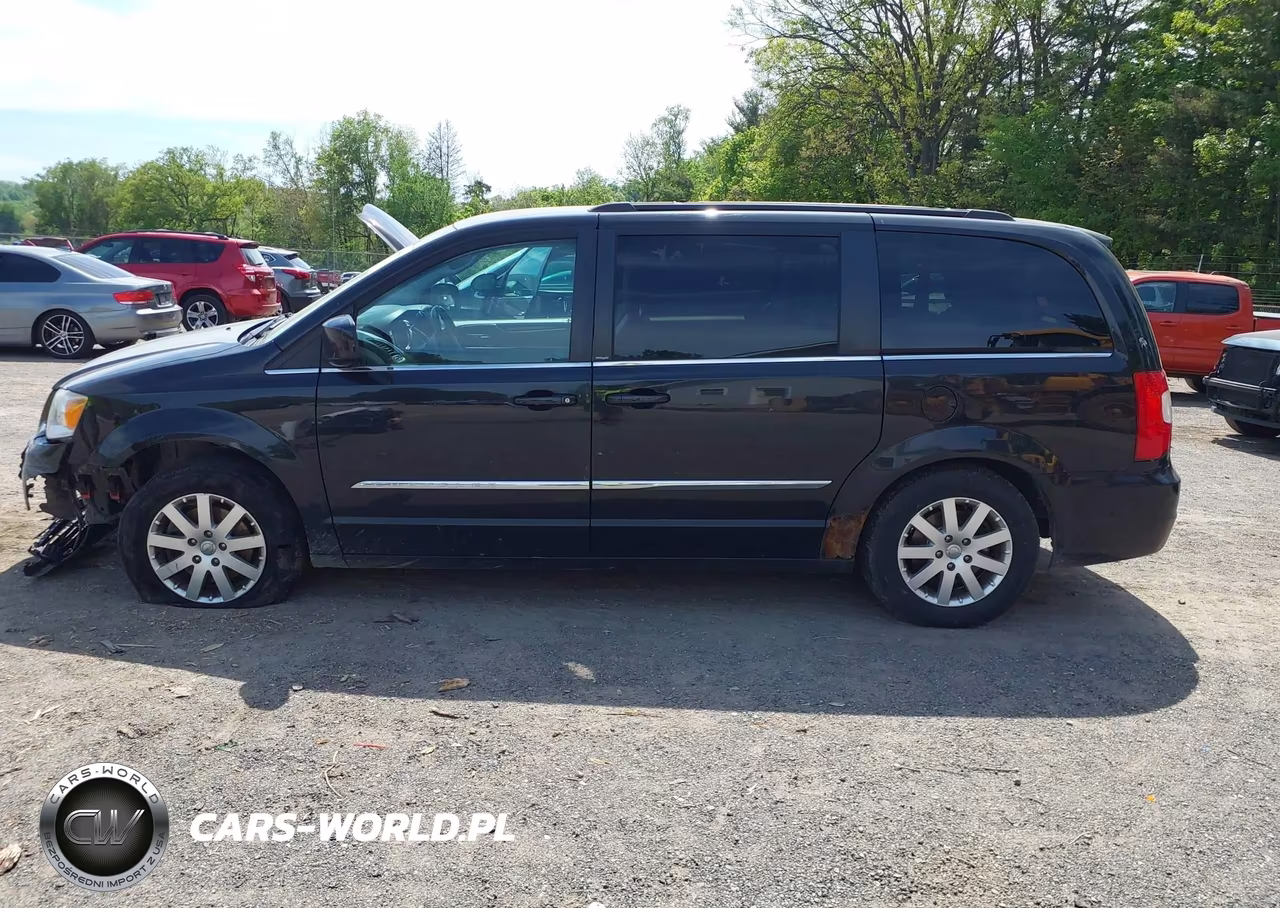 2013 Chrysler Town & Country Touring VIN:2C4RC1BG6DR653331 - 14