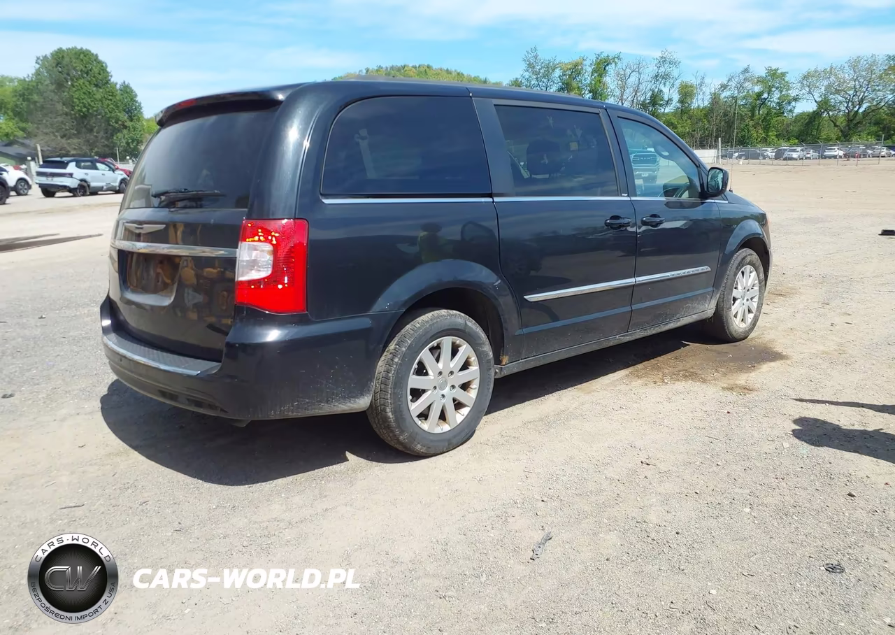 2013 Chrysler Town & Country Touring VIN:2C4RC1BG6DR653331 - 4