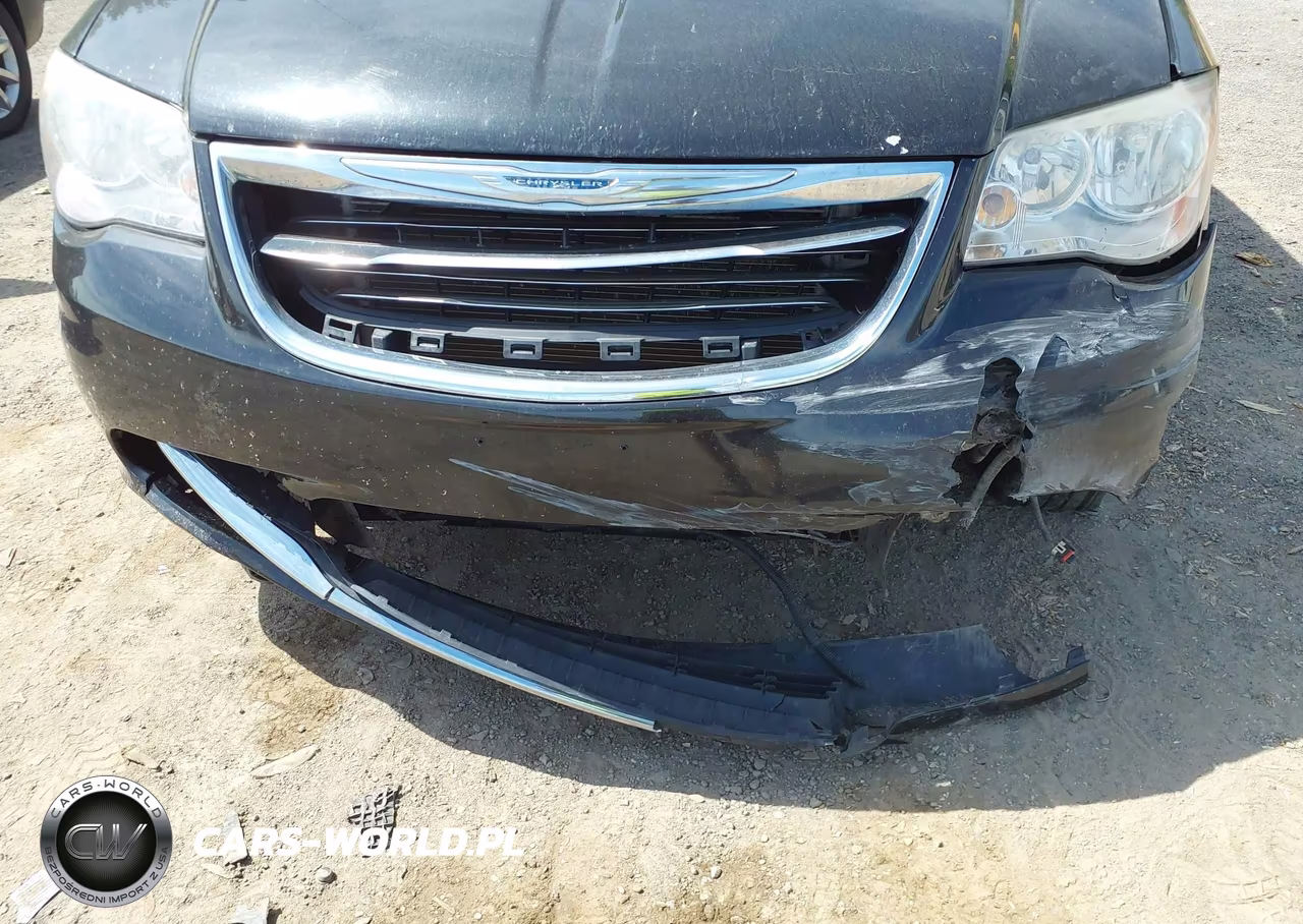 2013 Chrysler Town & Country Touring VIN:2C4RC1BG6DR653331 - 6