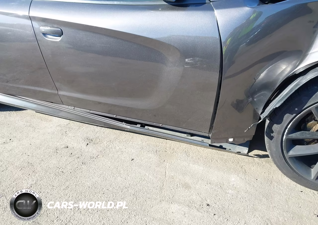 2019 Dodge Charger R-T Rwd VIN:2C3CDXCT6KH681882 - 19