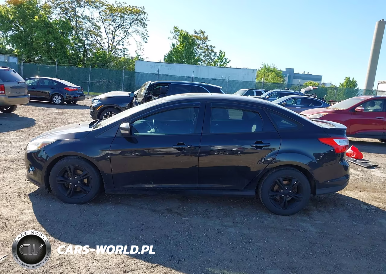 2012 Ford Focus Se VIN:1FAHP3F23CL407392 - 15